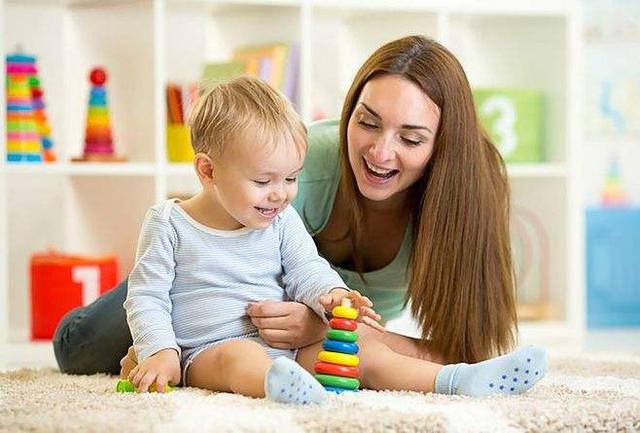 孩子到了这个年纪，家长就该给零花钱了，太晚不利于培养“财商”