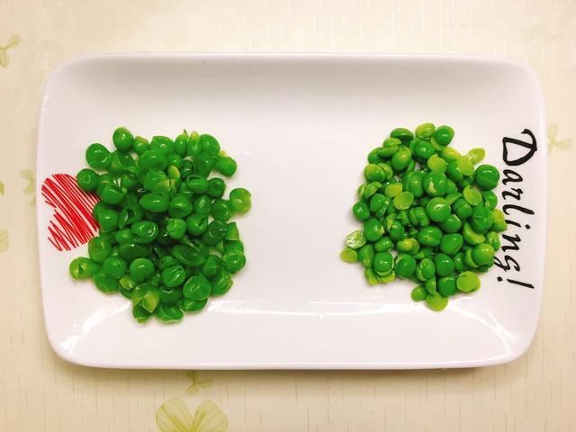 这道辅食不仅颜色吸引人有营养，还能预防宝宝便秘！