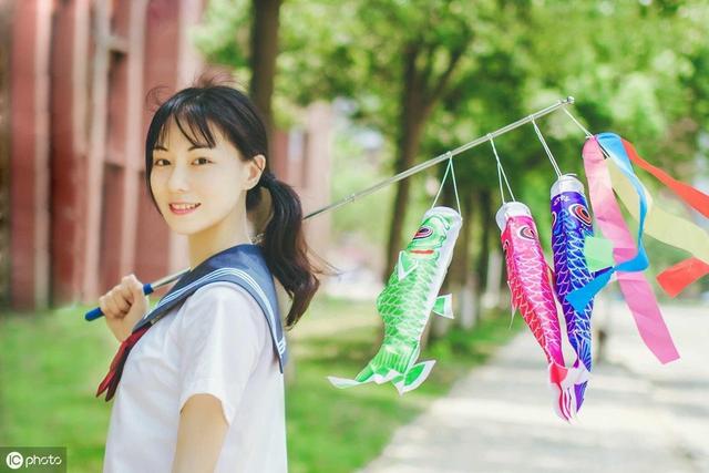 现在的小孩子都成精了，这么会说话？哈哈哈哈哈