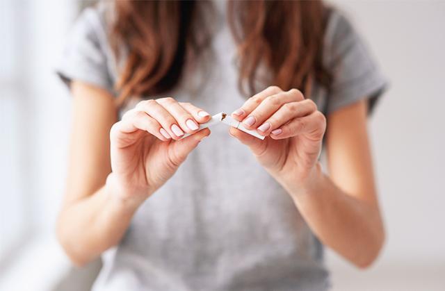孕期吸烟，哪怕一天只抽一根，婴儿意外猝死风险增1倍！