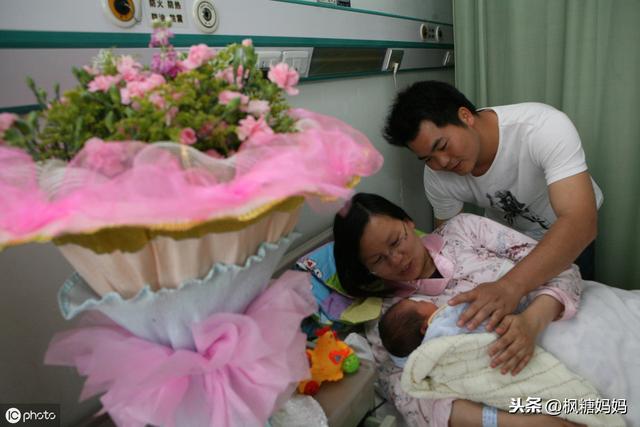 孩子让姥姥带还是奶奶带，每个年龄段都有些不一样