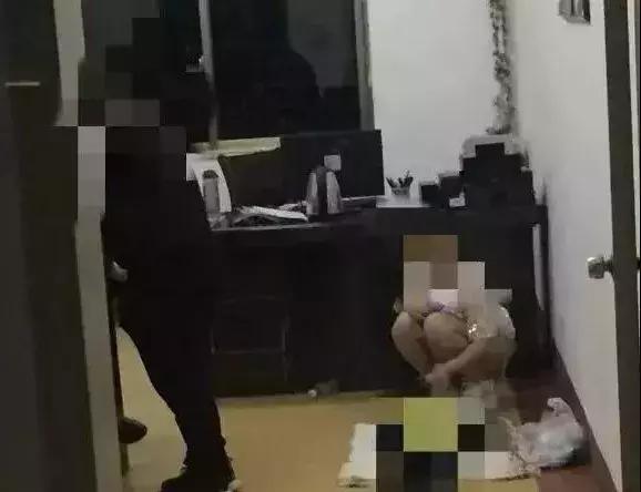 4岁女童被爸爸遗忘车内身亡，家长：幼儿园为什么没通知？