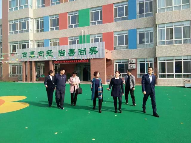 诸城市托幼机构卫生保健培训班在实验幼儿园举行