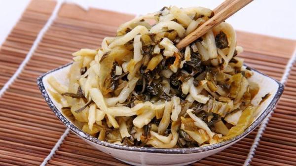 不想孩子变成“病秧子”，那宝宝2岁前最好别常吃这些食物