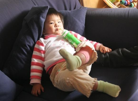 孩子睡觉有这4大表现，其实是在“求救”，很多家长不以为意！