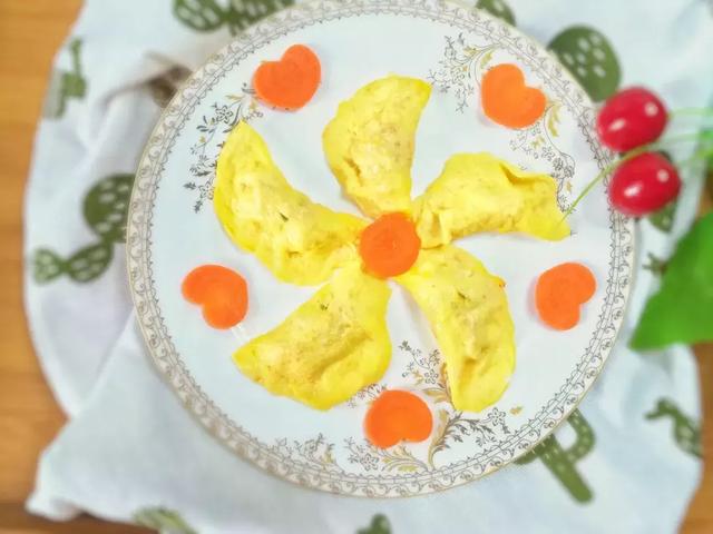 鲜肉胡萝卜蛋饺