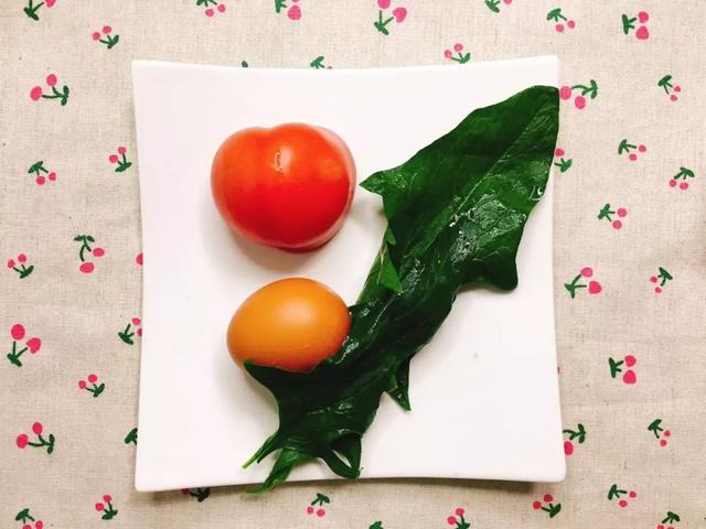 西红柿煎蛋这样做酸甜可口，挑食宝宝吃光光