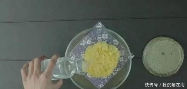 不管咳嗽多剧烈，把它煮熟吃一口，止咳化痰飞快！家有孩子的收