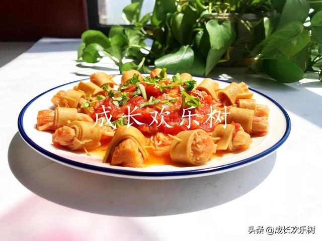 金针菇搭配这个食材，简单好看好吃，再次刷新了我对金针菇的认识