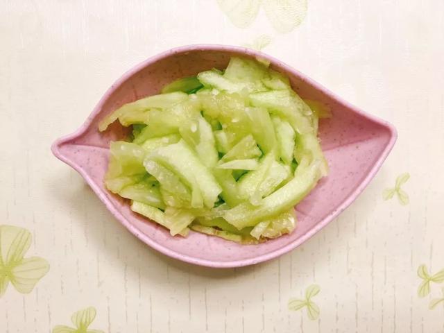 怕宝宝缺乏维生素，这样做辅食，简便又营养！
