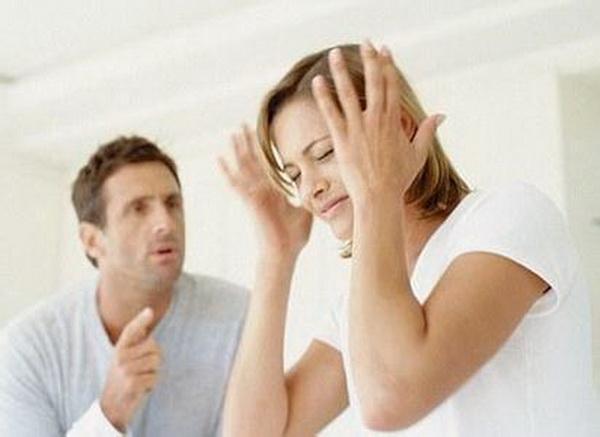 女性产后抑郁分五个层次，到这一层已经在临界点上，需要人拉一把