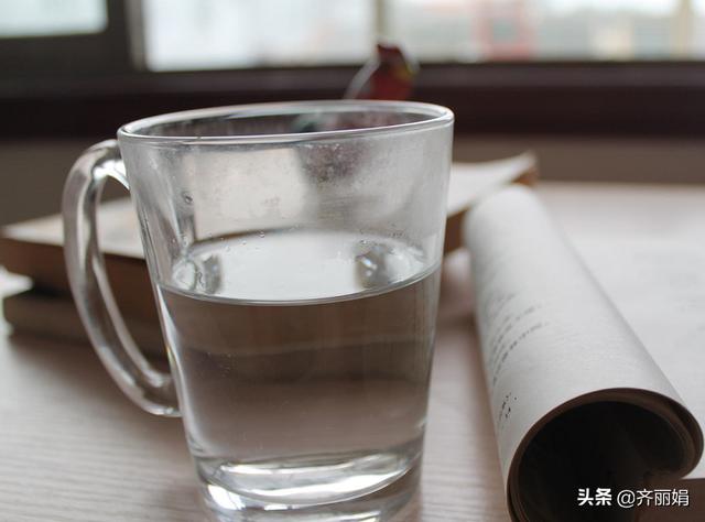 宝宝1岁前，建议不要吃这4种东西