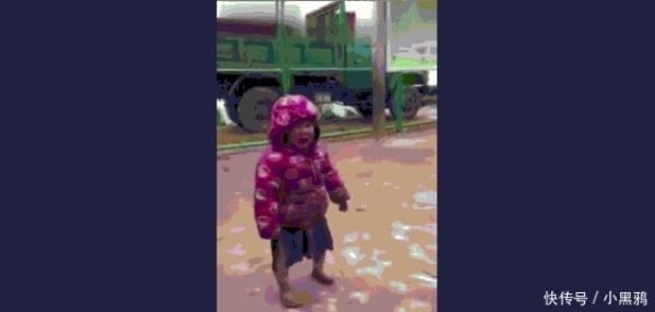 实拍: 生孩子养成这样, 还不如别生, 网友都看不下去