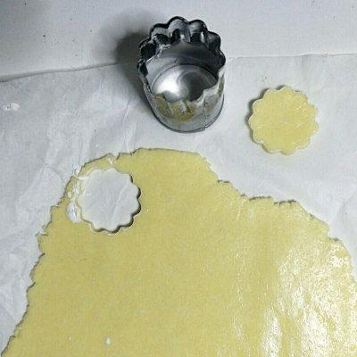 这零食孩子吃不够！奶香十足、营养简单，一口一个超过瘾！