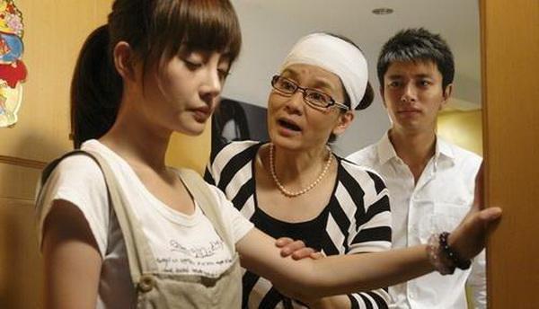 为何现在姥姥取代奶奶成带娃主力军？有一个原因，婆婆要反省一下