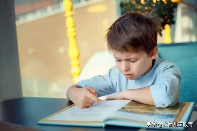 美国眼科专家：这4个迹象，说明孩子有近视倾向。附日常预防措施