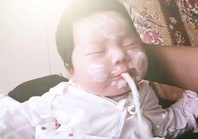 为何宝宝拍嗝后还吐奶？可能是这几点没做好，妈妈要找对原因！