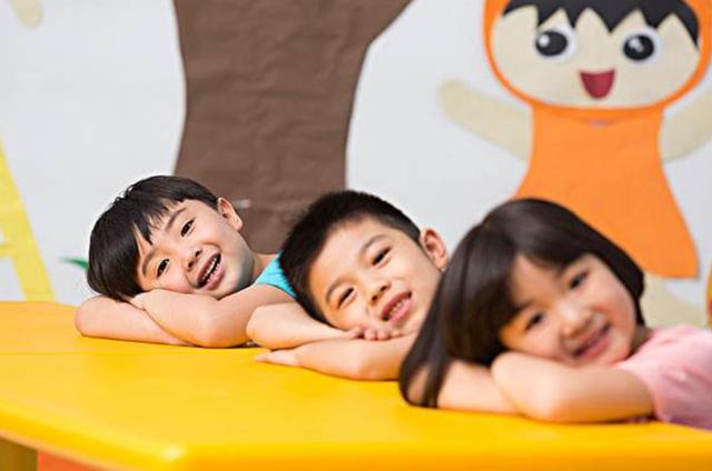 幼儿园入学前，孩子要先掌握这3项技能，最好提前半年开始训练