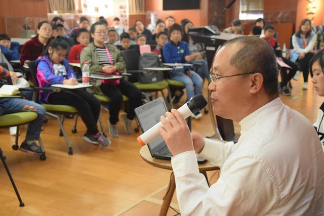 儿童图书阅读率大幅下降  阅读与写作系列公益培训全面启动