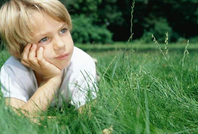 “讨好型人格”的孩子，多出自这几种原生家庭，也许一生都难摆脱