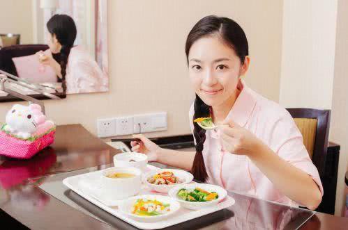 为什么坐月子要喝生化汤？顺产妈妈一定要吃的3款月子餐