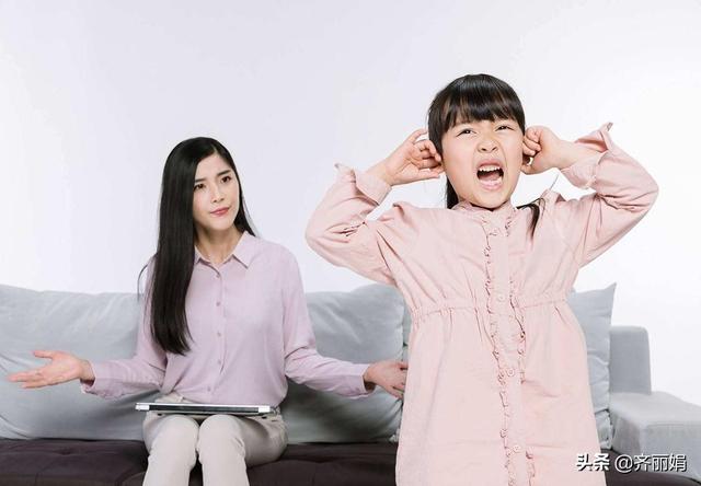 孩子装作“听不见”，家长不要大动肝火，这是报复性心理在作怪