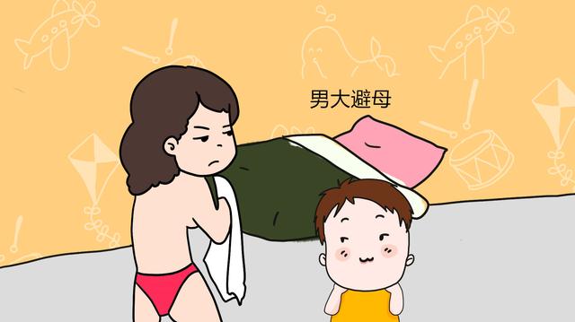 家有男宝，超过这个年龄就别带孩子去女浴了，妈妈不羞孩子还羞呢