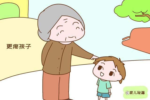 隔代亲是什么感觉？宝妈说生孩子后，感觉自己是充话费送的