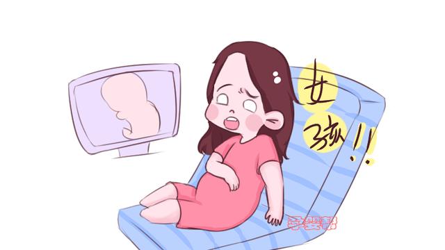 剖腹产医生划伤新生儿脸颊，却没告知产妇，得知实情产妇笑了