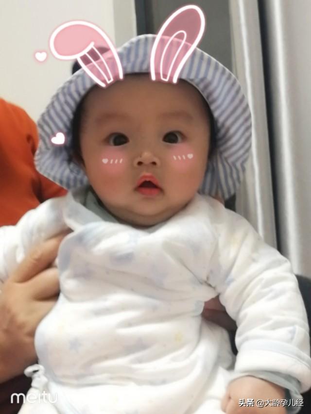 给宝宝晒太阳好，但要注意别让这几个误区伤了宝宝。