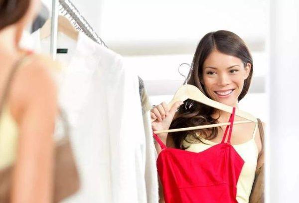 爱打扮和不打扮的妈妈，养的孩子3个差别很明显，正确做法要知道