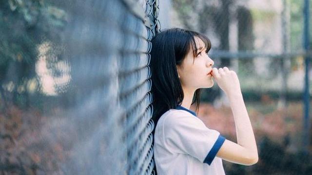女孩“月经初潮”后还能长高吗？这个年龄之后来，不用担心身高