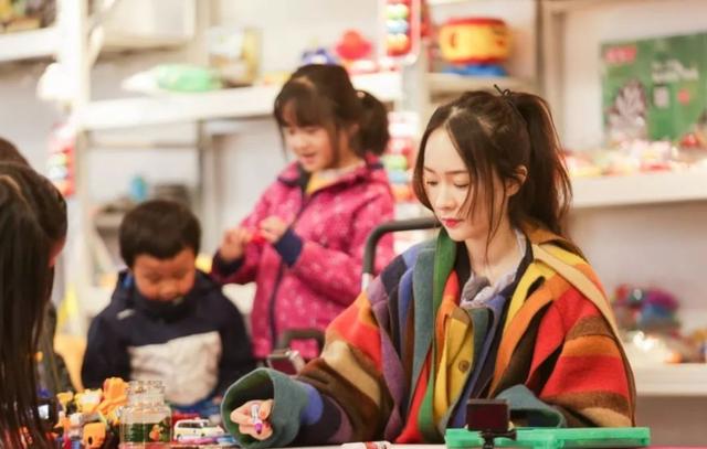 为什么很多宝妈生了二胎，就不再工作了？原因很现实