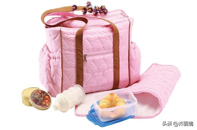 待产包里的东西不是越多越好，对于没用的，最好还是将它请出去