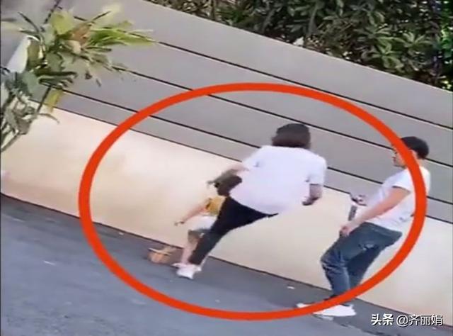 深入童模市场：最火童模日赚3万，孩子沦为家长赚钱的工具？