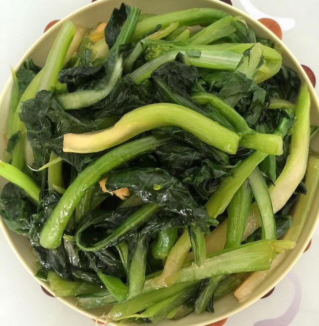 这菜一年四季都受欢迎，5块钱一斤，补钙最厉害，孩子多吃猛长个