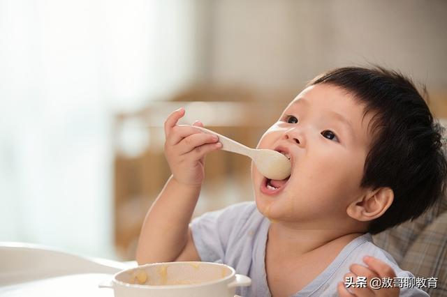 如何搞定不爱吃饭的娃：很多妈妈没想到，娃不吃饭问题就出在这里