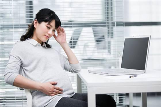 孕妈产检时发现体内是“畸形儿”，医生说：这个地方你不该去的