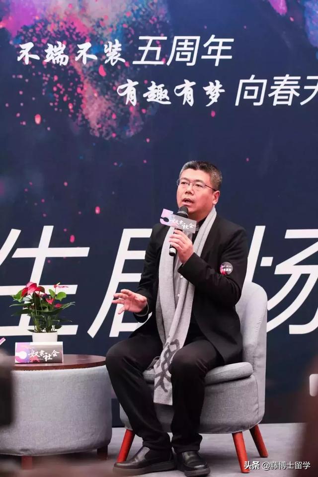 父母最重要的能力：和孩子说废话！