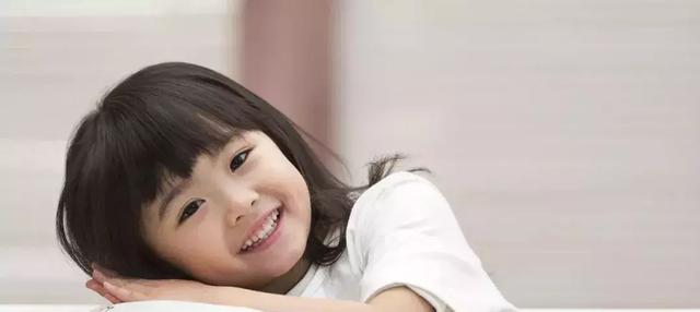 妈妈对“美”的态度，会影响孩子一生