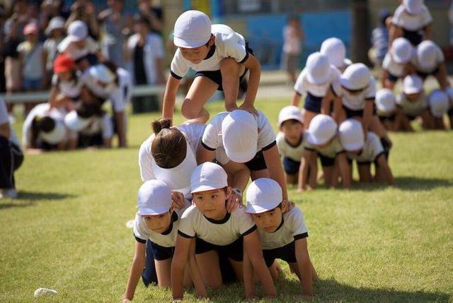 日韩儿童身高增速超我国？孩子长得矮别怪遗传，学学外国人的做法