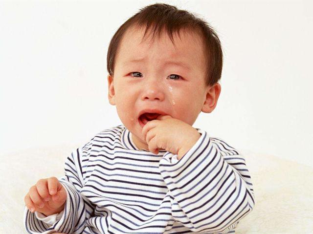 父母常将这3句话挂在嘴边，孩子很可能深陷自卑，别不当回事
