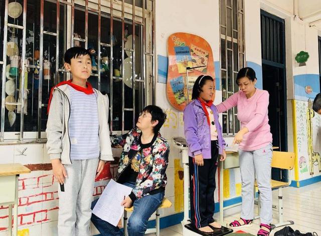 日韩儿童身高增速超我国？孩子长得矮别怪遗传，学学外国人的做法