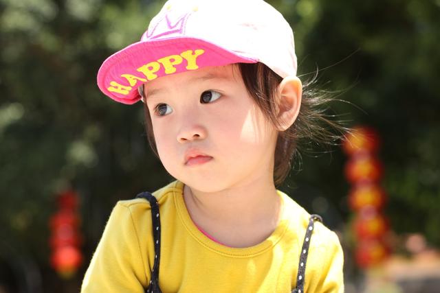 “爸爸，为什么你上厕所都站着？”这位爸爸给出了教科书般的回答