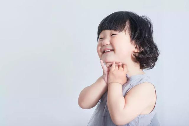 今天是【国际不打小孩日】，不开玩笑，是真的……