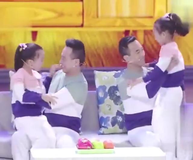 双胞胎姐妹嫁双胞胎兄弟，各自生下的闺女，长相让网友直呼神奇