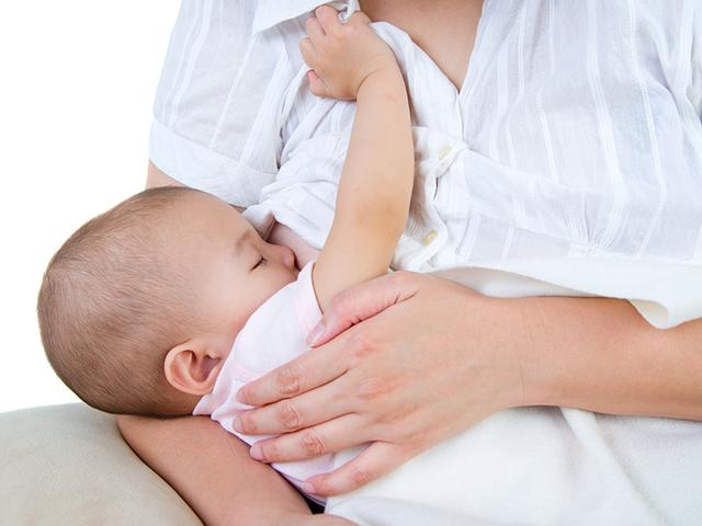产后妈妈抛开压力，哺乳路上不孤单