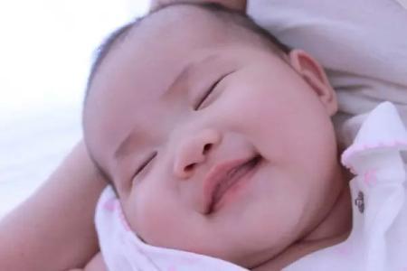 若孩子有以下特征，那么就是来跟父母报恩的，占一两个就很有福气