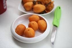 感冒、咳嗽了，把果子煮一煮，吃完睡一觉就止！排痰效果好！