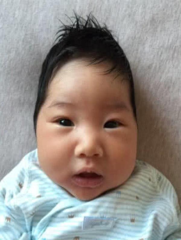 宝妈晒女儿成长照片，前后差别太大，网友：打包票这不是同一个人